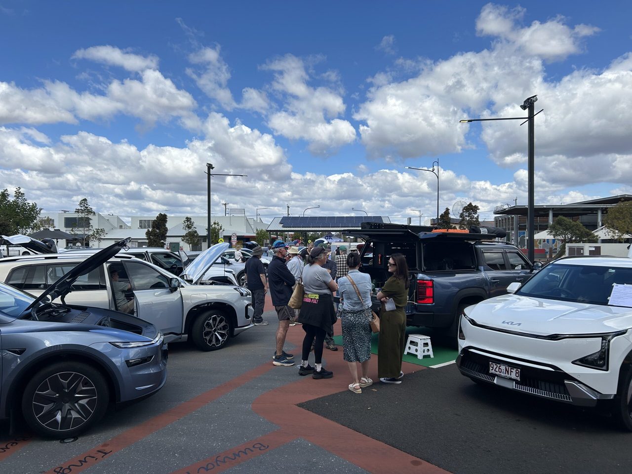 Kingaroy EV meet & greet. Photo courtesy AEVA Qld.