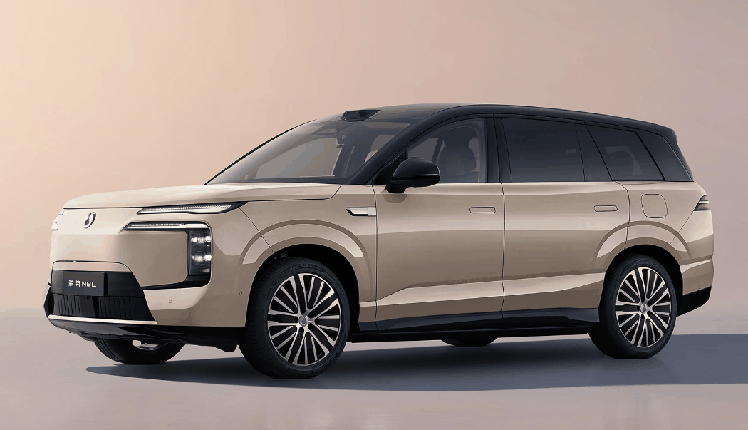 Image for DENZA N8L SUV's BEV version hits market, starts at RMB 299,800