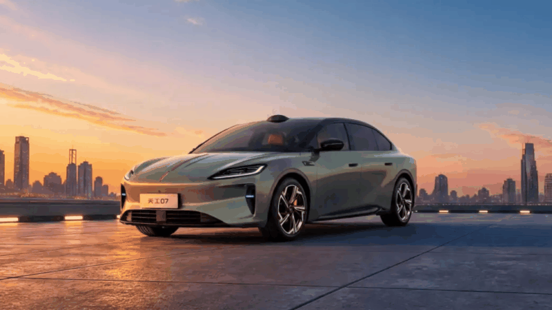 Image for FAW’s Hongqi Tiangong 07 opens pre-sales in China: 800 V architecture, starting from 25,000 USD