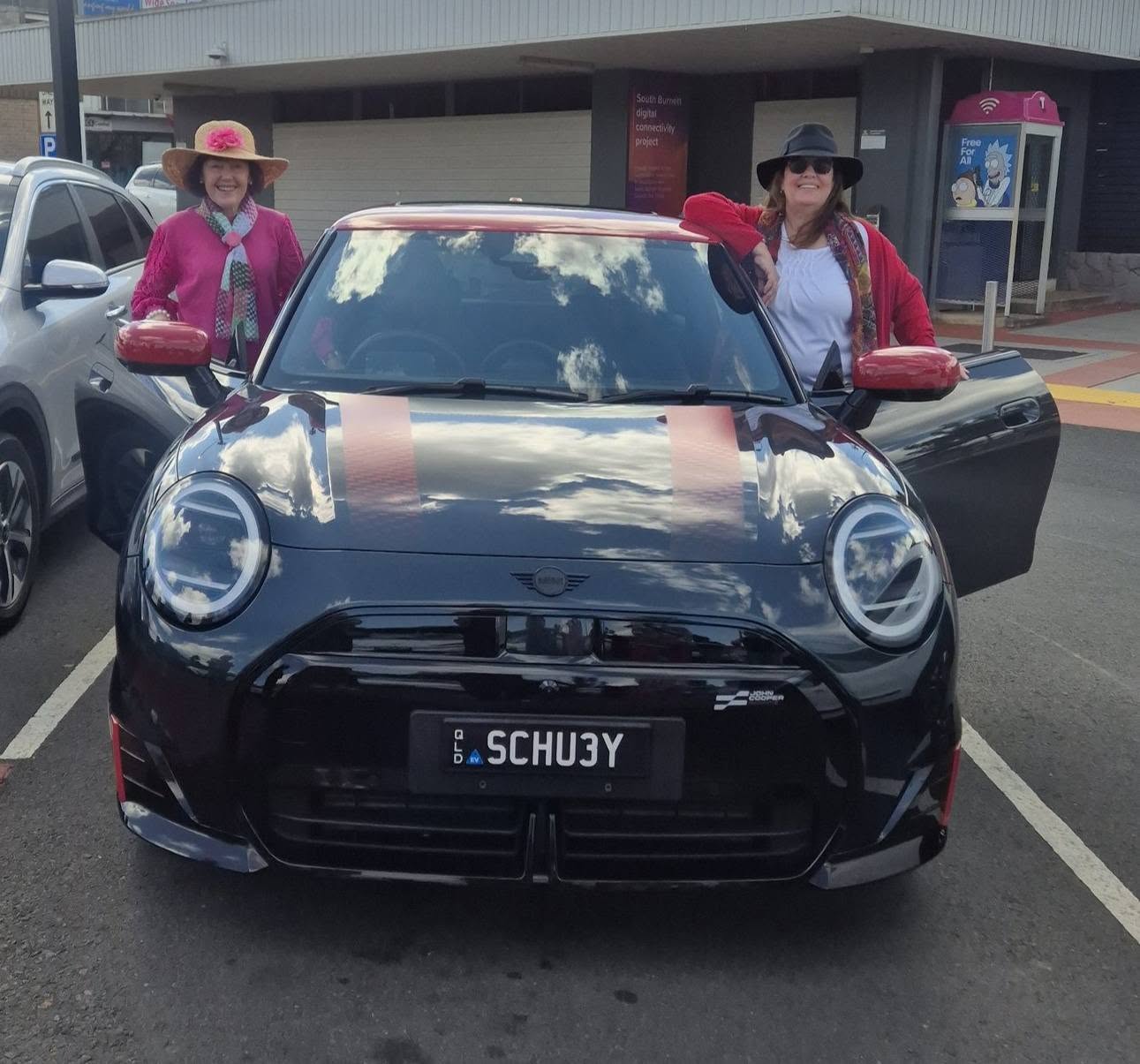 Mayor Duff and Cupra Born. Photo courtesy AEVA, Qld.