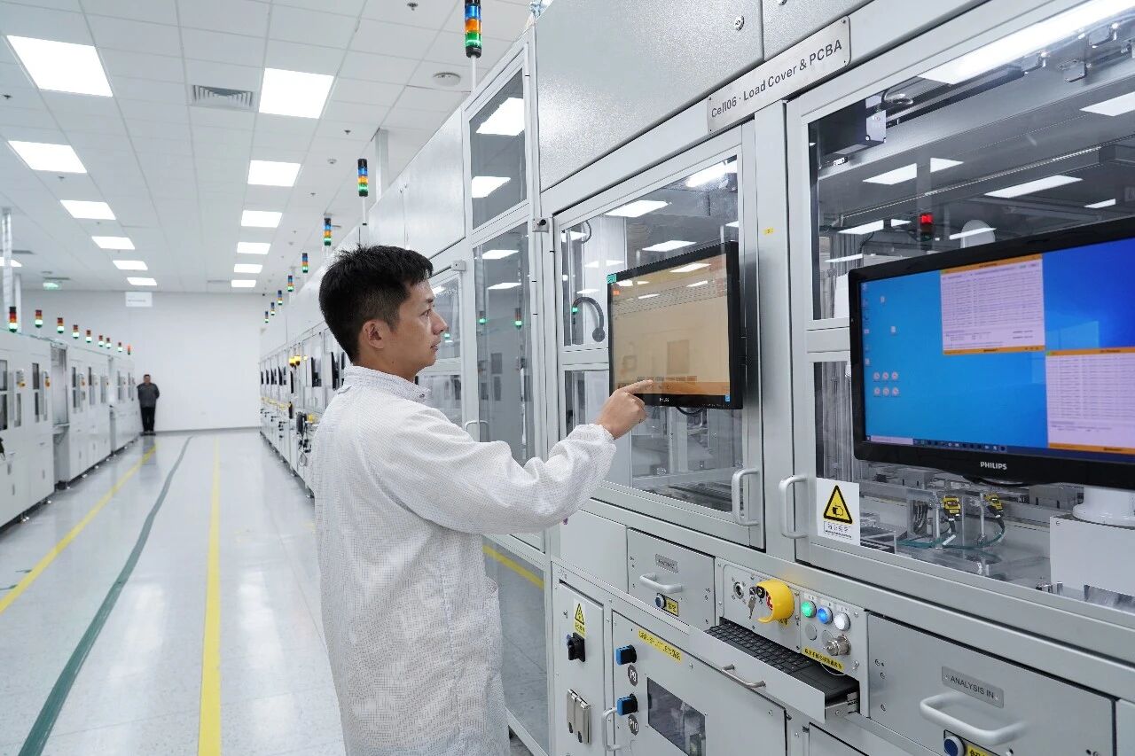 Image for NIO's Nationwide Battery Swap Network Nears 4,000 Stations