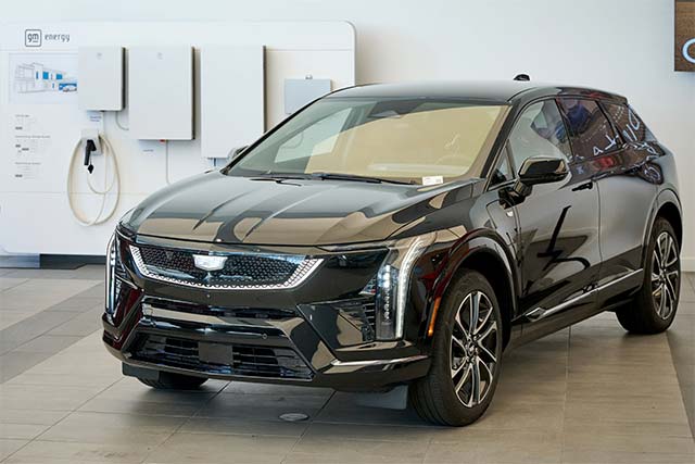 Image for GM EV Buyers in California Can Get a Free Home Charger and Smart-Charging Savings
