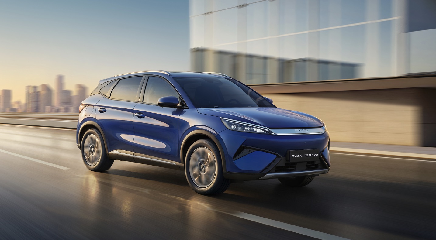 2026 款比亚迪 ATTO 3 EVO 紧凑型 SUV 前侧 3/4 外观